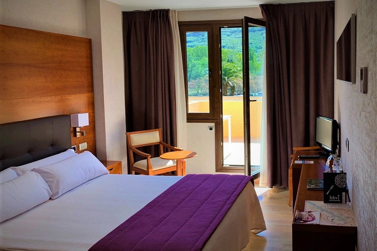 Doble Superior con Terraza - Hotel Balneario Valle del Jerte